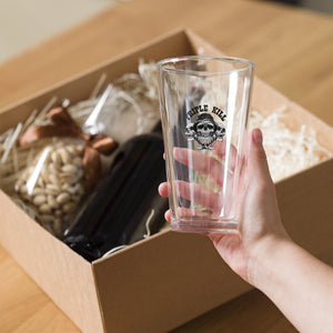 Shaker pint glass